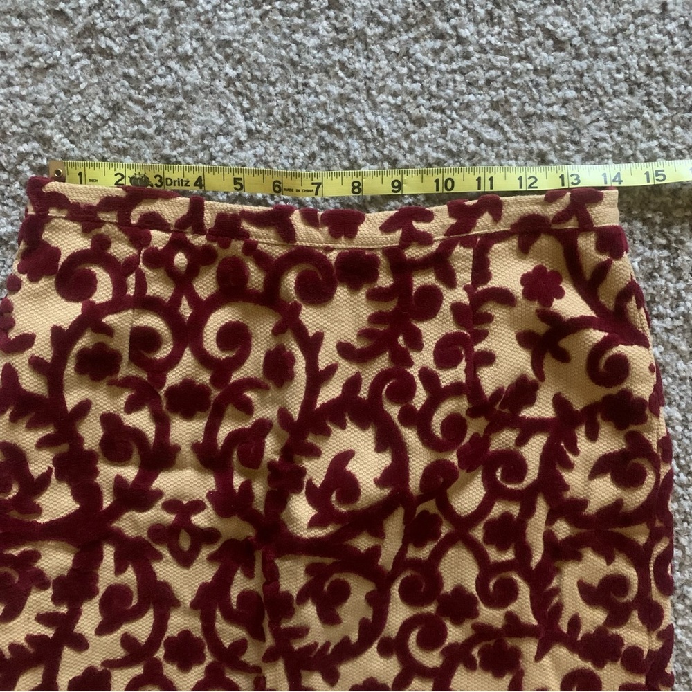 Skirtin Around Red Raised Velvet Patterned Skirt Size 6 Cotton Lined - Picture 10 of 11